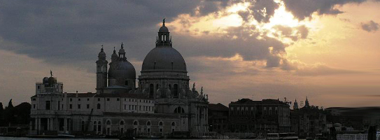 Antica Venezia si trova nel cuore di Venezia tra Rialto e Piazza San Marco